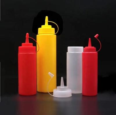 China Food Low MOQ Seasoning Spice Container Kit Travel Camping Condiments Salt Dispenser Seasoning Bottles Sauce Bottle for sale