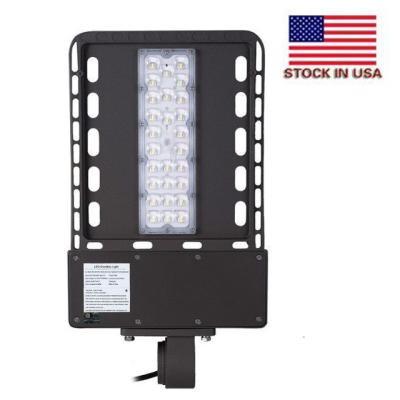 China IP65 Outdoor Led Parking Lot Lights UL Dlc 4.2 Universal Adapter Aluminum / PC Shell for sale