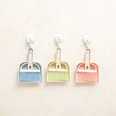 China New Durable Mini Cleaning Brush Small Broom Dustpans Set Garbage Office Household Sweeper Tool Cleaning Dustpan for sale