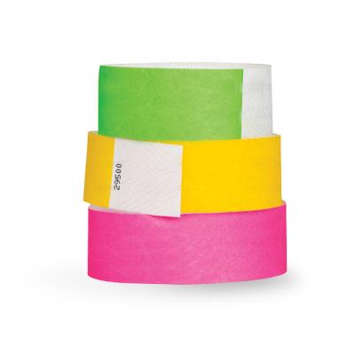 China Waterproof / Waterproof M6 Chip Event Ticket RFID Wristband Wristband RFID 125Khz Wristband Paper Disposable for sale