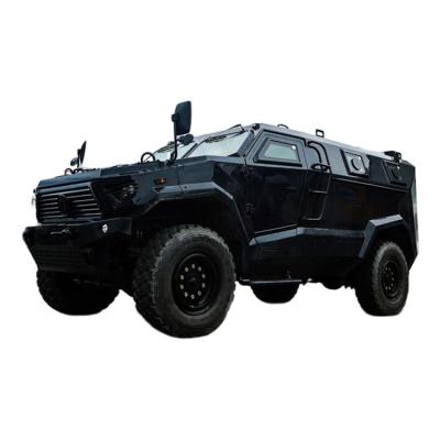 China Best-selling Four-drive Truck 4*4 Dongfeng EQ5091 Off-road Protective Armored Vehicle 4950*2375*1860mm for sale