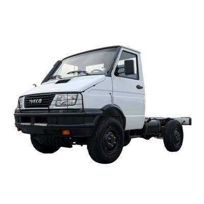 China Top Selling Transport 4*4 Iveco Express Single Row Short Head Offroad Chassis 4725*2080*2435mm for sale