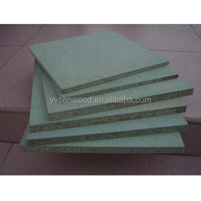 China Modern Green 18mm Particle Board / Moisture Proof Green Melamine Particle Board HMR Particle Board zu verkaufen