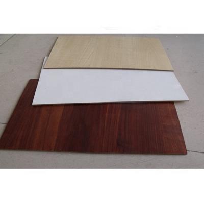 Cina Thin MDF Board 3mm HDF 6mm Melamine MDF 2mm Melamine MDF Large Size Moisture Proof in vendita