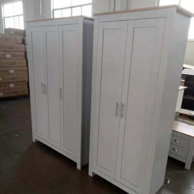 China Wardrobe MDF Particle Board / Modern Bedroom Furniture / Living Room Furniture Te koop