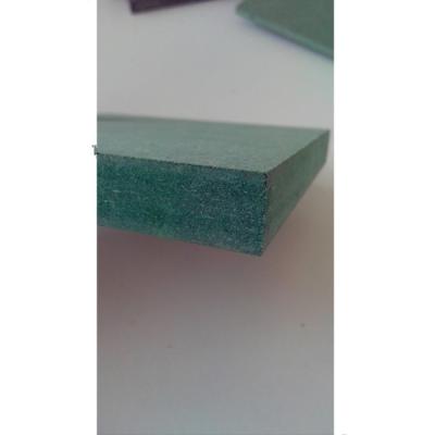 China Genuine Green Color 18mm MDF High Density Waterproof MDF Green Waterproof MDF zu verkaufen