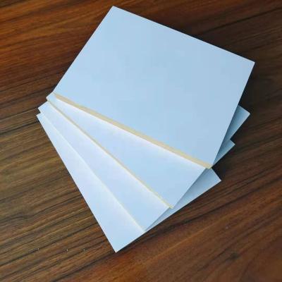 China 12mm 15mm Contemporary Titanium White Laminate Melamine MDF Board 18mm 18mm for sale