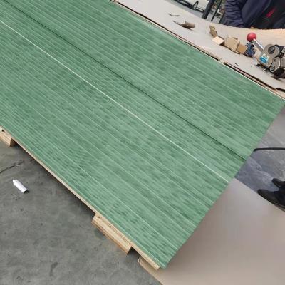 China Contemporary 12 /15 /18 mm HMR MDF Green Water Resistant MDF Melamine MDF Board for sale