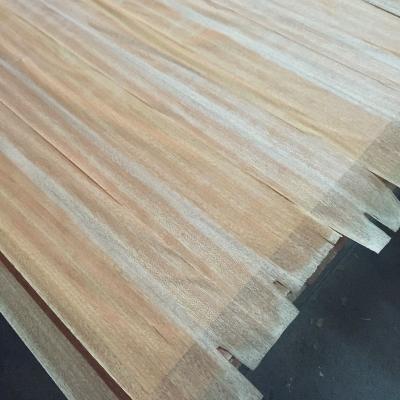 China Hotel Natural African Sapelli Wood Veneer For Door Manufacturer for sale