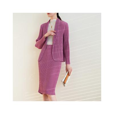 China 2022 Autumn Winter Spring New Small QUICK DRY Pleated Fashion Temperament Casual Commuter Suit Jacket Skirt for sale