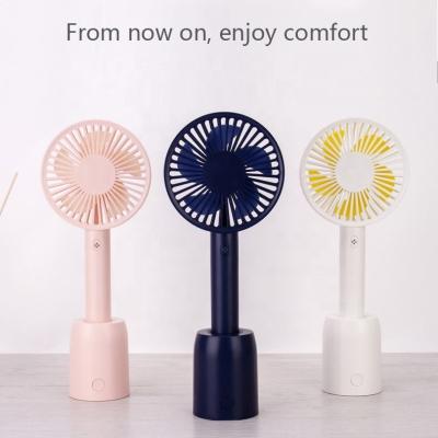 China 268g Hand Held Electric Fan 500 Cycle Rechargeable Portable Fan for sale