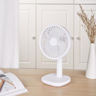 China 3 Speeds Rechargeable Table Fans PSE Small Desk Fan Battery Operated for sale