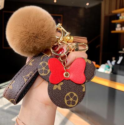 China Luxury Cute Cartoon Bear Leather Strap Key Chain Custom Key Chain for sale