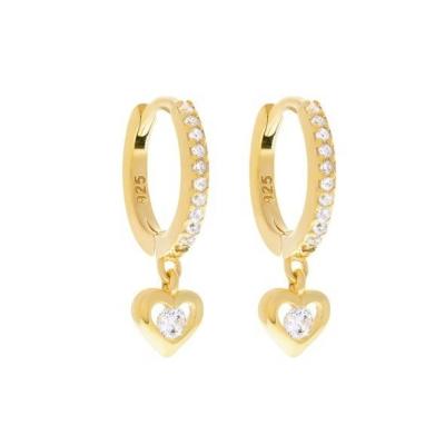 China Gold beschichtet Mini Dangle Heart CZ Huggie Ohrringe Fügen Sie Ihrem Look einen Hauch von Glamour hinzu zu verkaufen