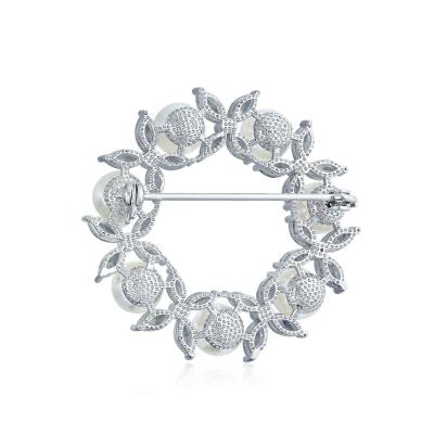 China Gold Plated Leaf Circle White Pearl Brooch 925 Silver Luxury Brooches For Women for sale