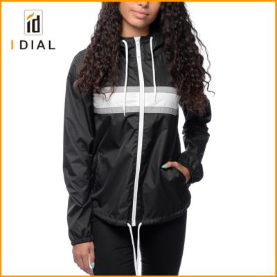 China Sustainable Sports Wholesale Anorak Jackets Women for sale