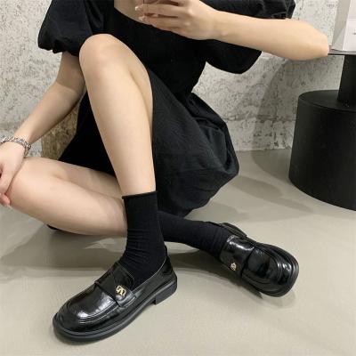 China Ladies Waterproof Stylish Comfortable Ladies Casual Leather Flat Shoes Fashion Youth Round Head Shoes For Girls for sale