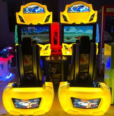 China 32 inch luxe overlopen auto race game machine munt op gemakkelijk onderhoud Te koop