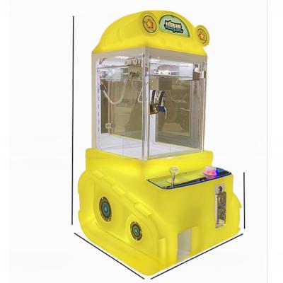 China 2022 Children Mini model grab doll machine boutique gifts machine tank claw doll crane game machine for sale