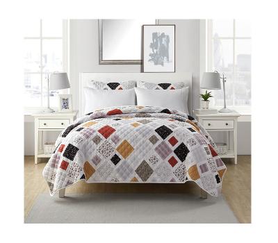 China Beautiful Home Patchwork Sets Bedside Flower Set Cheap Patchwork Comforter For Bedspread Bed Cover for sale