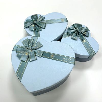 China Recyclable Wholesale Chinese High Quality Packaging With Strap Heart-sharped Box Custom Gift Box for sale