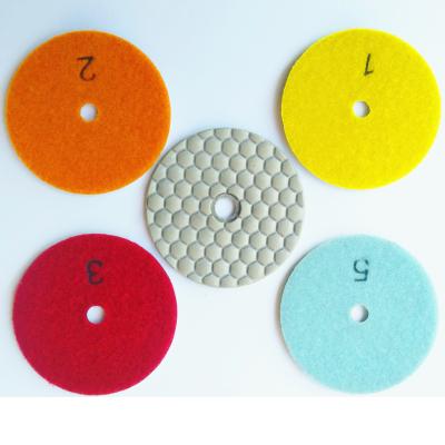 China Diamond Dry Polishing Tools 500grit Polishing Pad Durable For Quartz for sale