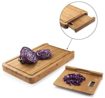 China Sustainable bamboo cutting board and serving board - oversized cutting edge with electronic scales for weighing food for sale