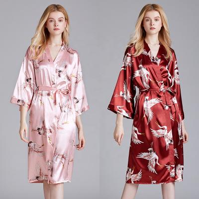 China Wholesale QUICK DRY short long satin kimono robe for bride and bridesmaid floral sleepwear for women summer silky nightgown robe wear for sale