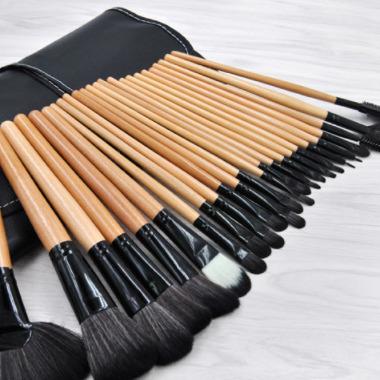 China Free Sample 24pcs Makeup Set Professional Makeup Brush Set Full Set Of Brushes for sale