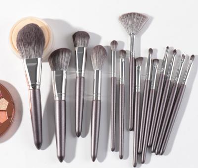 China Free Sample 14pcs Makeup Set Professional Makeup Brush Set Full Set Of Brushes for sale