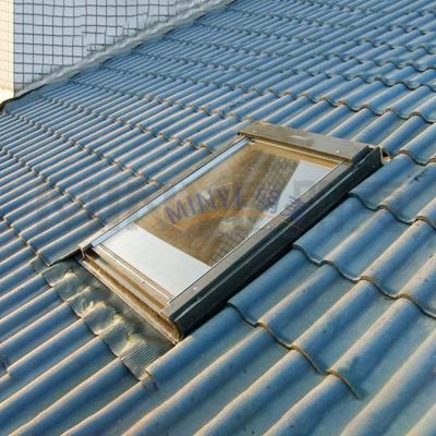 China Elektrische Schalter Sonnenschirm und wasserdichtes Doppelgehärtetes Glas Aluminium Skylight Fenster zu verkaufen