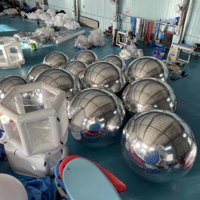 China Commercial Decorative PVC Inflatable Ball Handing Festival Inflatable Mirror Ball Big Shiny Inflatables Ball for sale