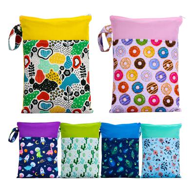 China Anti-theft Fashionable Anti-theft Baby Diaper Bag Diaper Cloth Baby Size 25*35cm Logo Style Color Feature Organizer OEM Wet Bag for sale