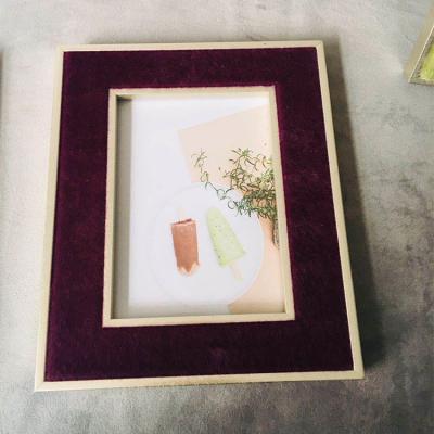 China Handmade Picture Frame Memorial Office Wall Baby Poster Display Plush Wooden Photo Frame for sale