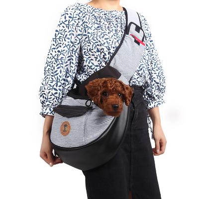 China 2021 Wholesale Breathable Breathable Bag Pet Shoulder Carrier Backpack Dog Carrier Outgoing Bag Dog Carrier for sale