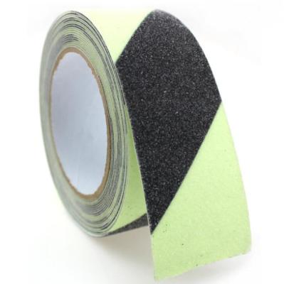 China ANTISTATIC Customized Waterproof Anti Slip Tape For Stairs Safety Non Slip Marking Dark Anti Slip Tape for sale