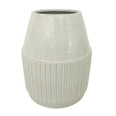 China Art Deco Elegant Origami Art Design White Ceramic Vase for Home Decoration for sale