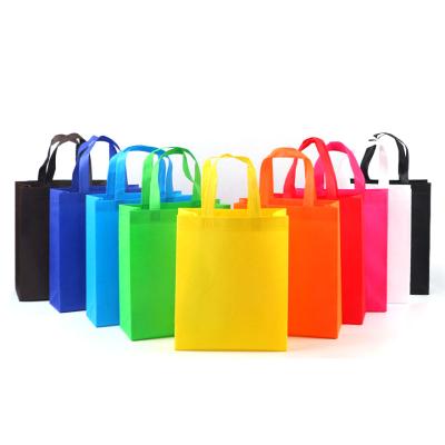 China Professional Supplier Handled Custom LOGO Printing Packaging Bags Non Woven Bag Packaging Reusable Shopping Bags for sale