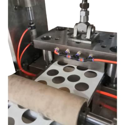 Chine Factory Newest Design Good Quality Cotton Pads Machine Making Cotton Pads Making Machine à vendre