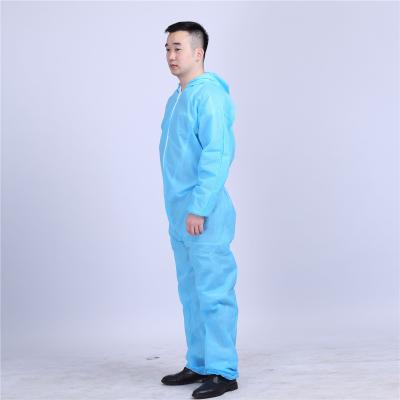 Cina Hot Selling Dust Proof SMS Waterproof High Quality Disposable Polypropylene Nonwoven Coveralls Breathable in vendita