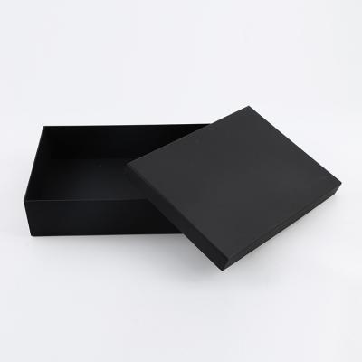 China Rectangular Universal Materials Vintage Kraft Paper Gift Box Factory Recycled Black Custom Packaging Box for sale