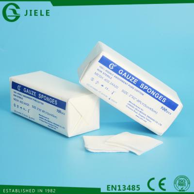 China 100% Cotton Absorbent Bleached Gauze Sheet For Medical Dressing for sale