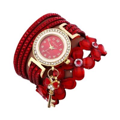 China 2021 Hot New Four Flowers DIVOR SY Velvet Strap Watch Women Quartz Wrist Watch for sale