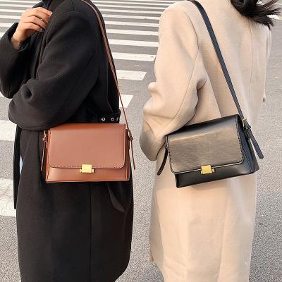 China Korean Simple Retro Ladies Fashion Small Bag Single Shoulder Messenger Bag New Fashion Square Small Bag for sale