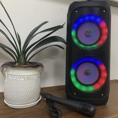 China Hotsale LED flashing light factory wireless karaoke speaker forjbl RGB LED light party box portable speaker 2X5inch for sale