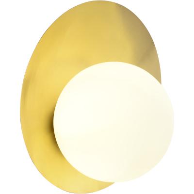 China Modern Factory Wholesale Spherical Indoor Warm Light Brass Wall Light for sale