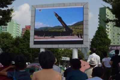 China Video conduzido exterior propaganda das paredes IP65 de P4mm visualização 62500 pontos M2 CCC à venda