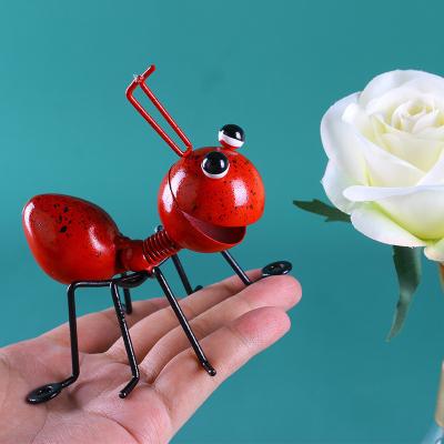 China Home Decor Ant Wall Ant Wall Hanging Iron Ants Metal Craft Decor Garden Yard Metal Art Ant Statues Metal Craft Colorful Decoration for sale