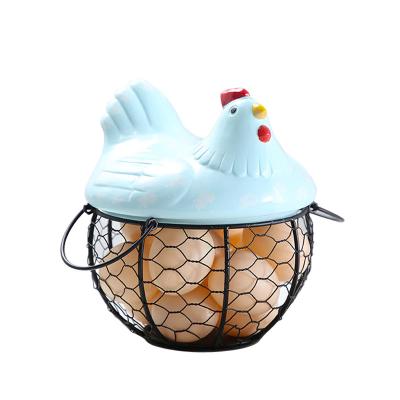 China Sustainable Metal Wire Egg Storage Container with Hen Shaped Cover, Farmhouse Style Egg Basket with Ceramic Lid, Kitchen Gathering Basket for sale