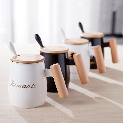 China Viable Hot Sale Gift Porcelain Mug, Ceramic Mug with Bamboo Lid and Spoon, Wooden Handle Ceramic Coffee Mug for sale